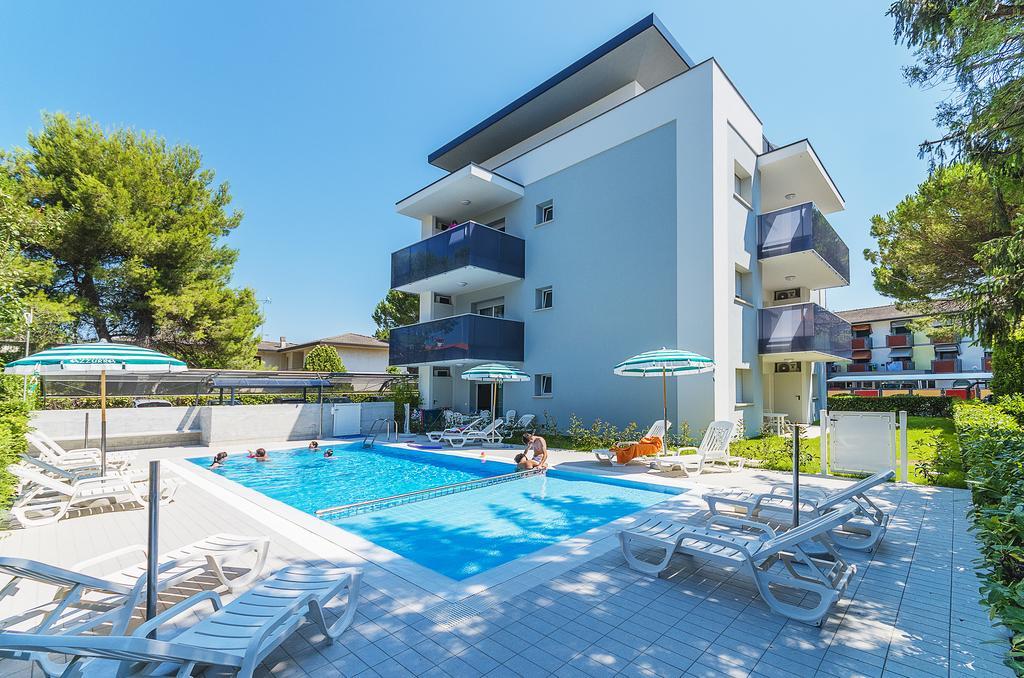 Residence Ca'Tullio Бибионе Экстерьер фото